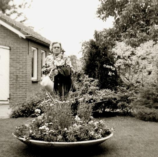 Nel 30j getrouwd 10-6-1973.jpg